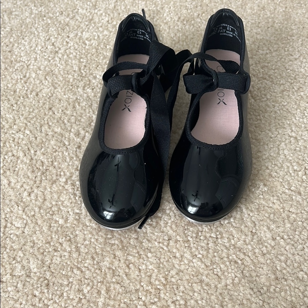 Capezio tap shoes- new size 13